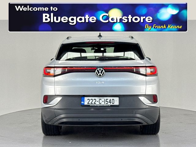 Image for 2022 Volkswagen ID.4 PRO 150 KW LIFE 77KWH 204BHP PROPERF**DIGITAL DASH**TOUCH SCREEN MEDIA DISPLAY**PARKING SENSORS**FRONT HEATED SEATS**BLUETOOTH**SMART CLIMATE CONTROL**KEYLESS START**HALF LEATHER INTERIOR**