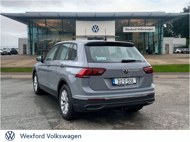 Image for 2021 Volkswagen Tiguan 2.0TDI 122HP MANUAL