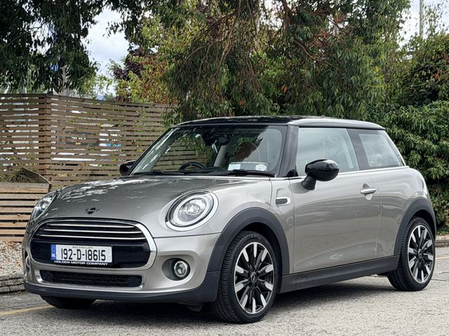 Image for 2019 Mini Cooper Exclusive.2 KEYS. PARK SENSORS