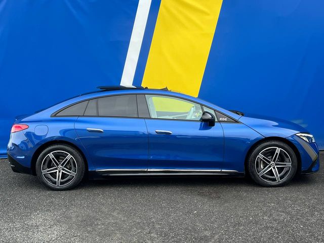 Image for 2022 Mercedes-Benz EQE EQE300 AMG-LINE // OPENING PAN ROOF // AMG-LINE LEATHER INTERIOR // APPLE CARPLAY/ANDROID AUTO
