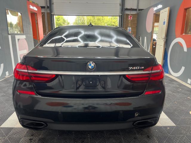 Image for 2016 BMW 7 Series 2016 BMW 740 E IPERFORMANCE SPORT 2.0 AUTOMATIC / CRUISE CONTROL / PARKING CAMERA / ELECTRIC MEMORY HEATED & MASSAGING SEATS / AMBIENT LIGHTS / PANORAMIC SUNROOF AND MORE