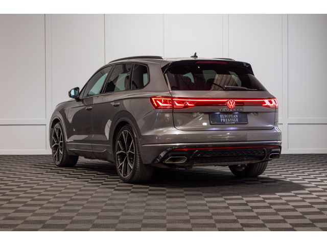 Image for 2025 Volkswagen Touareg R-Line 3.0TDI V6 - 286BHP