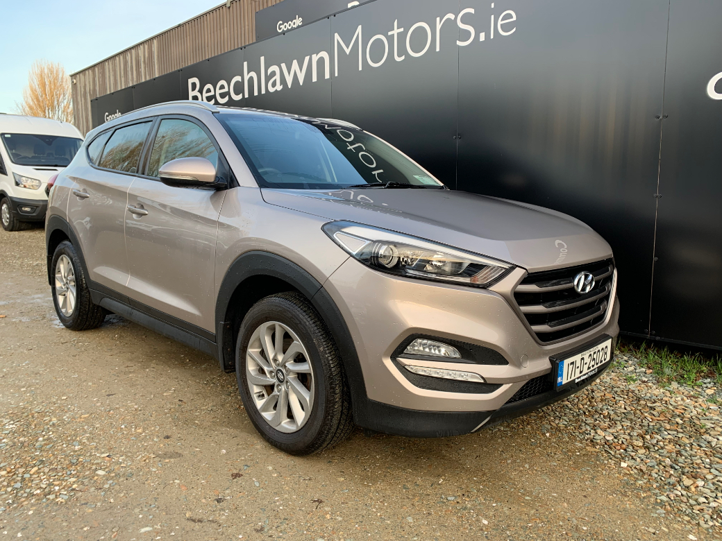 Image for 2017 Hyundai Tucson 1.7 CRDI COMFORT PLUS // GREAT SPECIFICATION // LOW MILEAGE // PARK ASSIST, BLUETOOTH AND AIR CON // GREAT CONDITION // DOCUMENTED SERVICE HISTORY // 