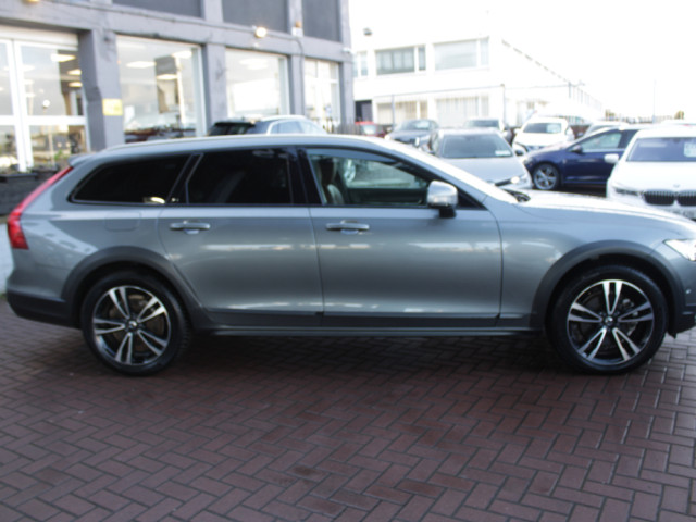 Image for 2019 Volvo V90 Cross Country 2.0D4 AWD CROSS COUNTRY LUXURY 5DR ESTATE AUTOMATIC // MINT CONDITION // BUY WITH CONFIDENCE AA AND SIMI APPROVED DEALER 2025 // FINANCE ARRANGED // ALL TRADE INS WELCOME // 