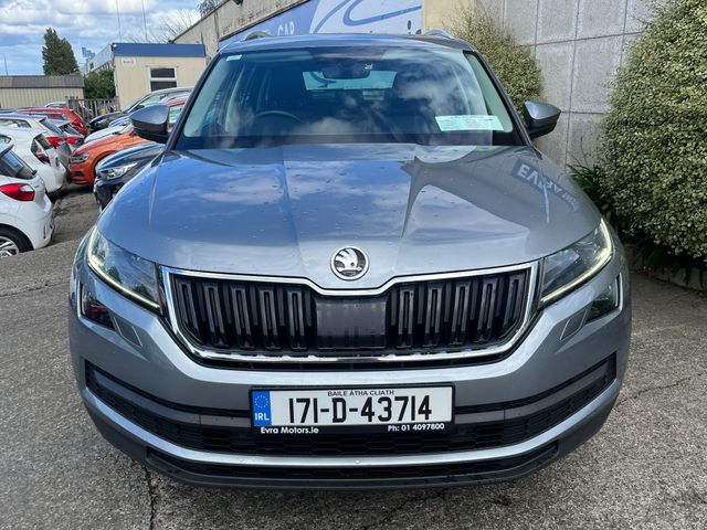 Image for 2017 Skoda Kodiaq 7 SEATER AUTOMATIC STYLE 4X4 AUTOMATIC 2.0 DIESEL 190BHP //HIGH SPEC//PANORAMIC GLASS ROOF//FULL LEATHER HEATED SEATS//KEYLESS ENTRY//SAT NAV//