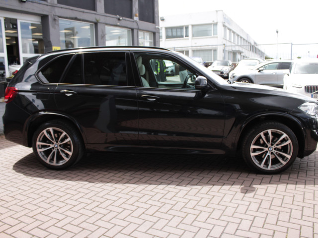 Image for 2015 BMW X5 X-DRIVE 35D M-SPORT EDITION 7 SEATER AUTO // WHAT A CAR WITH 165, 000KMS // BUY WITH CONFIDENCE AA AND SIMI APPROVED DEALER 2026 // FINANCE ARRANGED // ALL TRADE INS WELCOME // WELL WORTH VIEWING