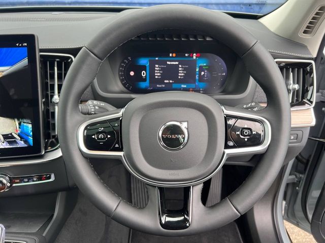 Image for 2026 Volvo XC90 T8 PLUS 7-SEATER 2.0 HYBRID AWD ** BRAND NEW CAR / DELIVERY MILEAGE ** // OPENING PAN ROOF // LEATHER INTERIOR // HARMAN/KARDON