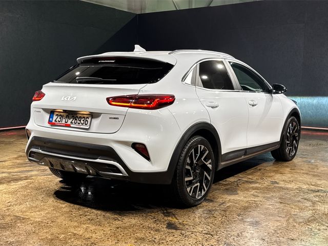 Image for 2023 Kia XCeed AUTOMATIC 1.6L PLUG-IN HYBRID - REVERSE CAMERA - DIAMOND CUT ALLOYS - HALF LEATHER SEATS 