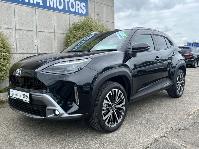 Image for 2024 Toyota Yaris Cross Z ADVENTURE AUTOMATIC HYBRID 1.5 PETROL //VERY LOW MILES//HIGH SPEC//360 PARKING CAMERAS//HALF LEATHER HEATED SEATS//HEATED STEERING WHEEL//KEYLESS ENTRY//ADAPTIVE CRUISE CONTROL//