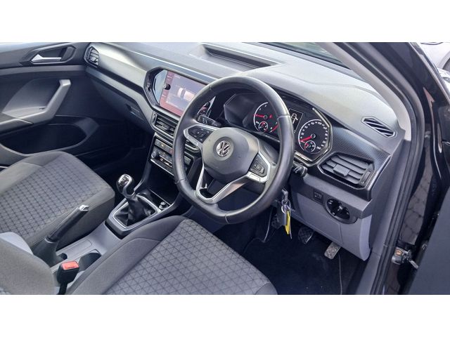 Image for 2019 Volkswagen T-Cross Life 1.0 TSI 95HP **PARKING SENSORS, CRUISE CONTROL, CALL US TODAY!**
