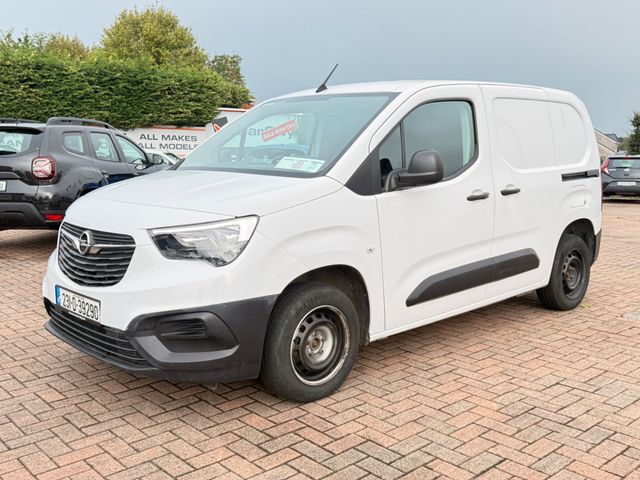 Image for 2023 Opel Combo Comfort Trim
