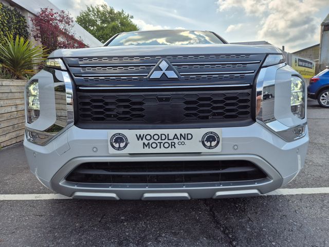 Image for 2023 Mitsubishi Outlander 2.4 PHEV / 7 SEATER / EXCEED TOP SPEC / TAX €160 