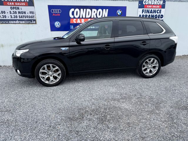 Image for 2015 Mitsubishi Outlander PHEV Intense+