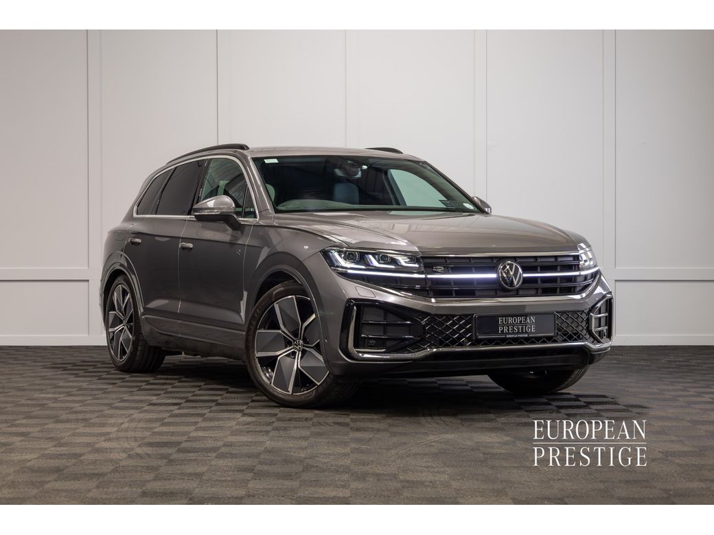 Image for 2025 Volkswagen Touareg R-Line 2 Seat Commercial