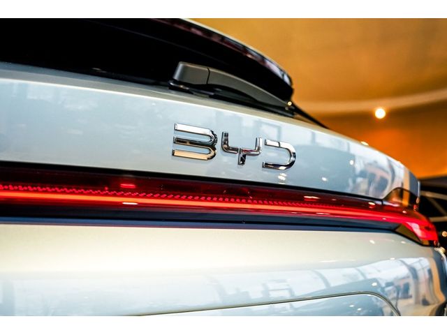 Image for 2026 BYD Seal U Boost Plug in Hybrid