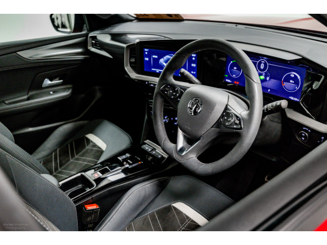 Image for 2024 Opel Mokka Ultimate 50kWh Auto 136HP