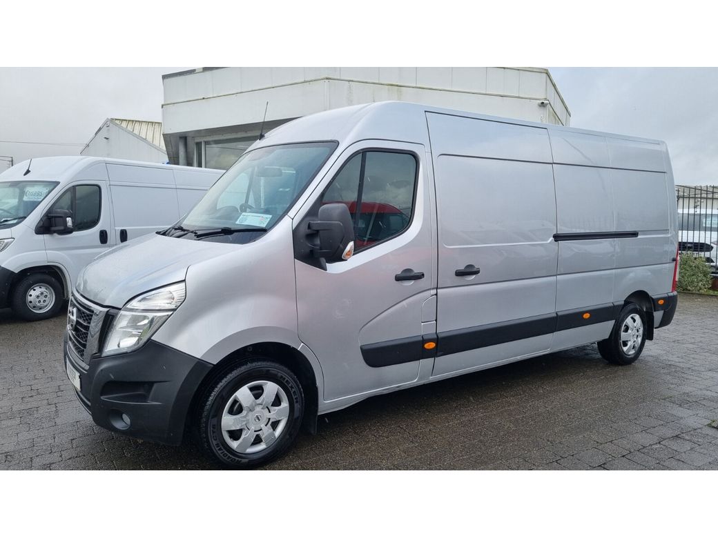 Image for 2021 Nissan NV400 