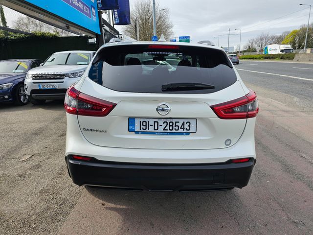 Image for 2019 Nissan Qashqai 1.3 PETROL, LOW MILEAGE, PAN ROOF, WIDE SCREEN NAV, FINANCE, WARRANTY, 5 STAR REVIEWS