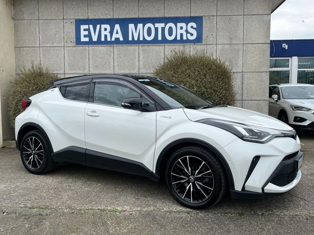 Image for 2020 Toyota C-HR SOL HYBRID AUTOMATIC 1.8 PETROL //HIGH SPEC//HALF LEATHER HEATED SEATS//KEYLESS ENTRY//ADAPTIVE CRUISE CONTROL//IRISH CAR//