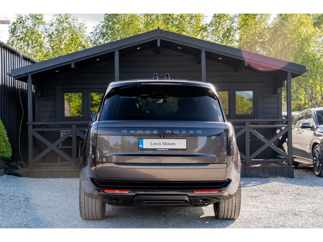 Image for 2024 Land Rover Range Rover AUTOBIOGRAPHY P460E, HUGE SPEC, MERIDIAN SURROUND, 360 CAMERA, 4 ZONE CLIMATE CONTROL, HEATED/ COOLED SEATS, RECLINE REAR SEATS, MASSAGE SEATS
