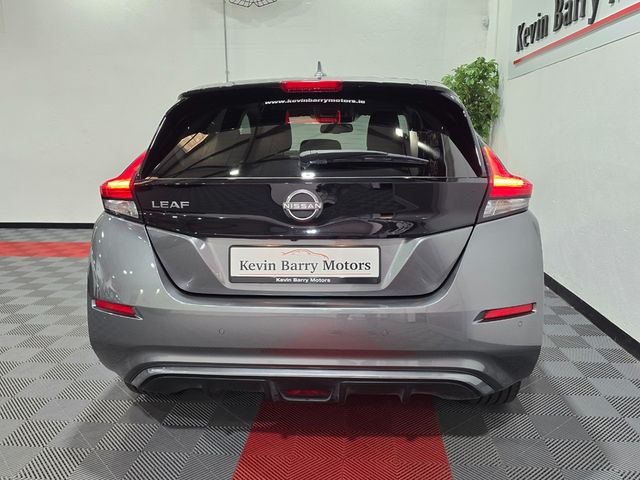Image for 2024 Nissan Leaf EV TEKNA (40KW BATTERY) AUTOMATIC **TOP SPEC / APPLE CARPLAY / BLIND SPOT ASSIST / BOSE PREMIUM SOUND / HEATED F&R SEATS / HEATED STEERING WHEEL / SAT NAV / 360 DEGREE PARKING CAMERA**