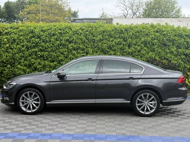 Image for 2019 Volkswagen Passat HIGHLINE 2.0 TDI AUTO // LEATHER HEATED & COOLED SEATS // 360 PARKING CAMERAS // DUAL ZONE CLIMATE CONTROL