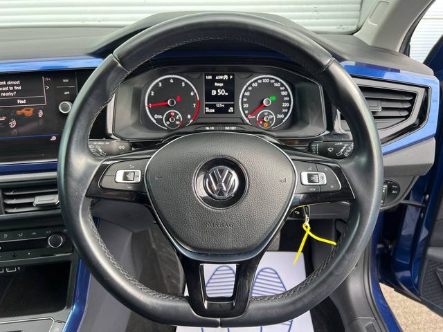 Image for 2019 Volkswagen Polo HIGHLINE 1.0 TSI AUTO // APPLE CARPLAY/ANDROID AUTO // DIAMOND CUT ALLOYS // DUAL ZONE CLIMATE CONTROL