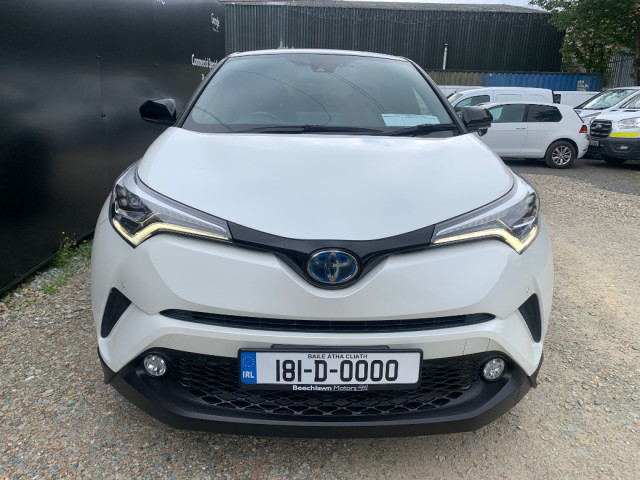 Image for 2018 Toyota C-HR 1.8 PETROL HYBRID AUTO SOL // LOW MILEAGE // EXCELLENT CONDITION // REVERSE CAMERA, CRUISE AND HEATED SEATS // VERY LOW MILEAGE // 