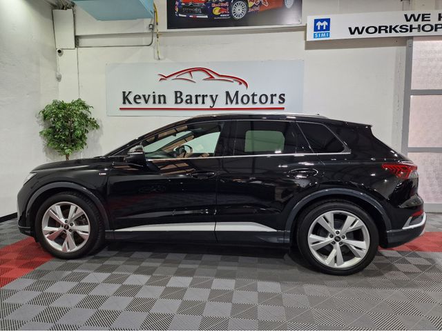 Image for 2023 Audi Q4 e-tron 40 S LINE (C&S PACK) 82KWH AUTOMATIC **ONE OWNER / ADAPTIVE CRUISE CONTROL / APPLE CARPLAY / ELECTRIC BOOTLID / HALF LEATHER / HEATED FRONT SEATS / SONOS PREMIUM SOUND / SAT NAV / REVERSE CAMERA**