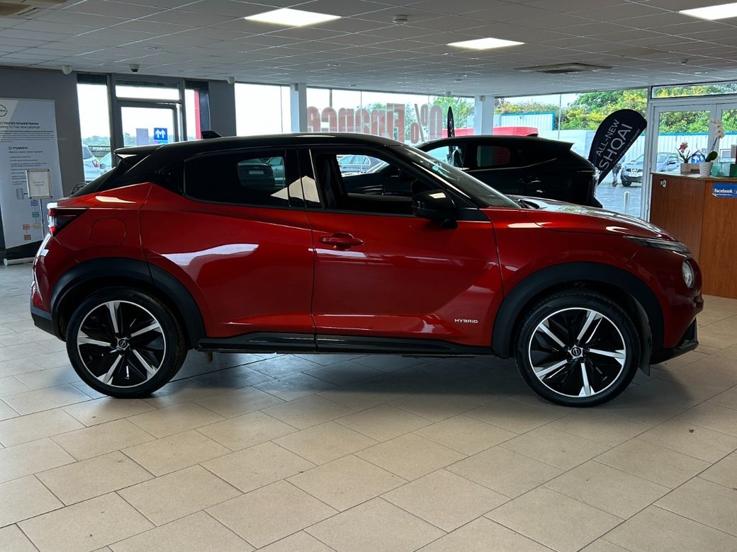Image for 2025 Nissan Juke 1 6 HYB N Design Black EX