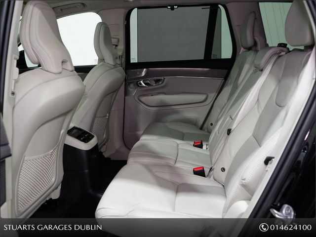 Image for 2025 Volvo XC90 *NEW MODEL* ULTRA BRIGHT PHEV XC90 T8 7 SEATS, ONYX BLACK METALLIC WITH BLONDE LEATHER, 21” DIAMOND CUT ALLOYS, AIR SUSPENSION, BOWERS AND WILKINS 