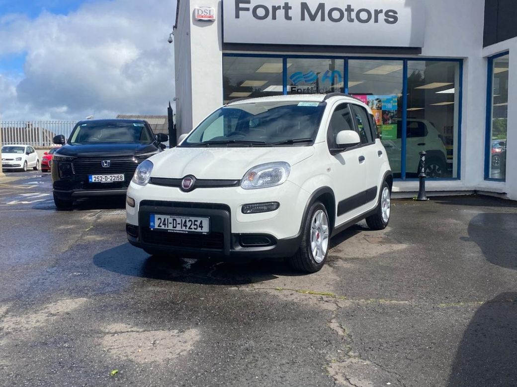 Image for 2024 Fiat Panda 1.0 Petrol , Manual , Mild Hybrid , 20700KMs