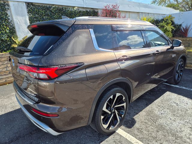 Image for 2022 Mitsubishi Outlander 2.4 PVEV / 7 SEATER / EXCEED / TOP SPEC / TAX €140 (222 REG ) 