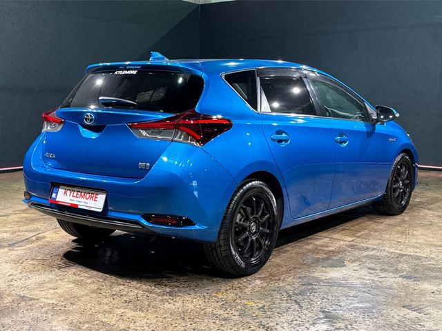 Image for 2016 Toyota Auris HYBRID 1.8 AUTOMATIC - BLACK HALF LEATHER - MULTI-SPOKE ALLOY WHEELS - REAR CAMERA - A/C HEATING CONTROLS