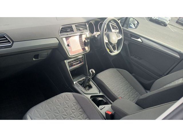 Image for 2024 Volkswagen Tiguan Life 2.0 TDI 122HP **REAR VIEW CAMERA, APP CONNECT, FINANCE AVAILABLE**