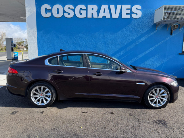 Image for 2015 Jaguar XF 2.2 D Premium Luxury 4DR Auto * FULL LEATHER / HEATED SEATS * 