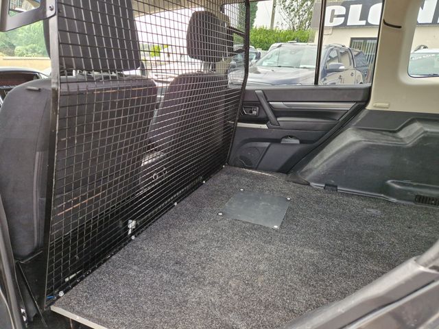 Image for 2017 Mitsubishi Shogun 2 SEATER