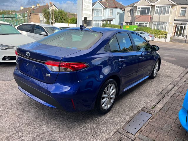 Image for 2021 Toyota Corolla Hybrid automatic 