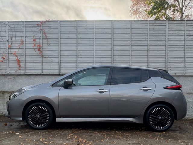 Image for 2022 Nissan Leaf N-CONNECTA / APPLE & ANDROID AUTO / NAV / RADAR CRUISE / HALF-LEATHER / PARK SENSORS / 12 MONTH WARRANTY / *FINANCE PACKAGES AVAILABLE*