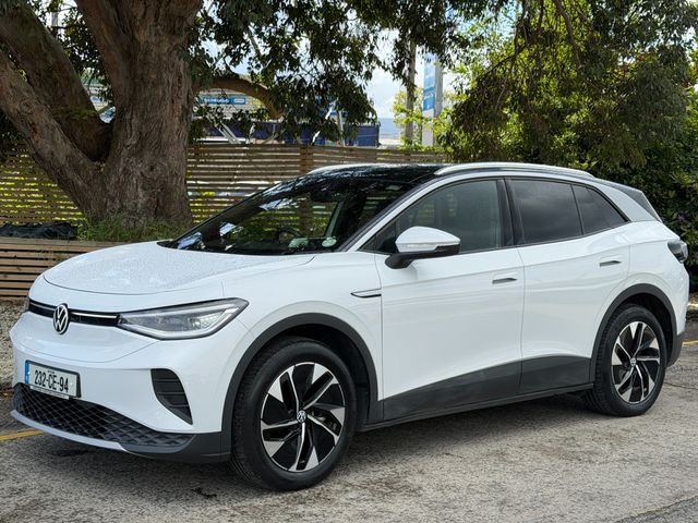 Image for 2023 Volkswagen ID.4 Pure.52 kwh battery. pan roof.2 keys