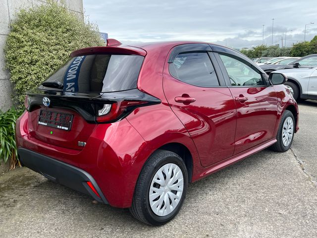 Image for 2021 Toyota Yaris X 4WD HYBRID AUTOMATIC 1.5 PETROL //KEYLESS ENTRY//ADAPTIVE CRUISE CONTROL//CARPLAY//