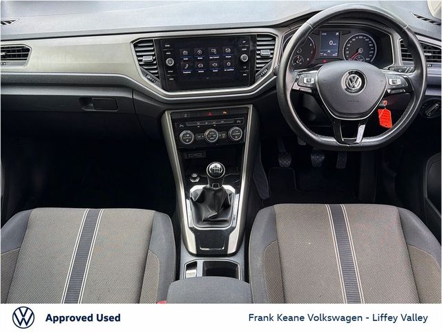 Image for 2020 Volkswagen T-Roc DESIGN 1.5 TSI 150BHP *FRONT & REAR SENSORS* *CARPLAY & ANDROID AUTO* *12 MONTHS FRANK KEANE WARRANTY* *FINANCE AVAILABLE*