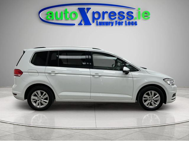 Image for 2020 Volkswagen Touran 7 Seater 1.4 TSI Automatic, Reversing camera