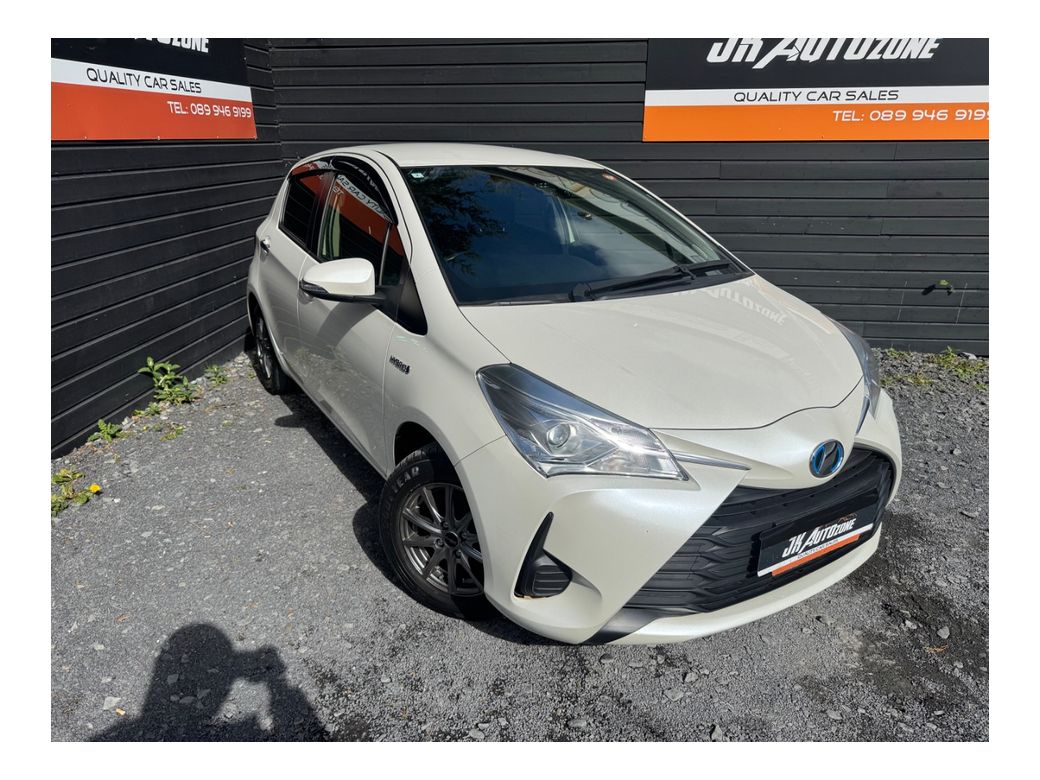 Image for 2018 Toyota Yaris VITZ 1.5 HYBRID AUTO