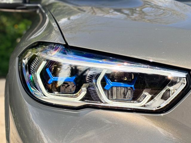 Image for 2022 BMW X5 2022 (222) BMW X5 45E MSPORT PRO **SKY LOUNGE