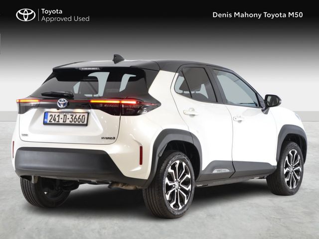 Image for 2024 Toyota Yaris CROSS LUNA SPORT