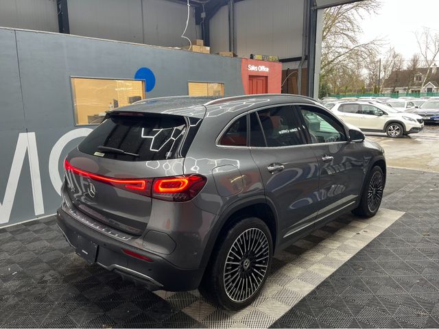 Image for 2021 Mercedes-Benz EQA 2021 MERCEDES-BENZ EQA 250 AMG-Line / CRUISE CONTROL / 360° CAMERA / ELECTRIC MEMORY & HEATED SEATS / PADDLE SHIFTERS / AMBIENT LIGHTS / PANORAMIC SUNROOF