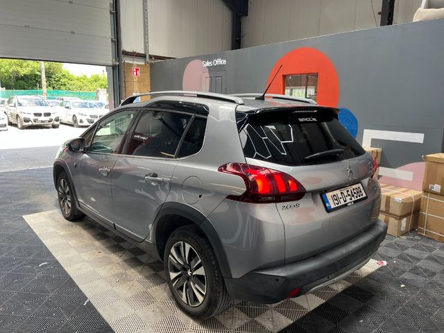 Image for 2019 Peugeot 2008 2019 PEUGEOT 2008 CROSS CITY 1.2 AUTOMATIC / CRUISE CONTROL / REVERSE CAMERA / HEATED SEATS / PANORAMIC SUNROOF AND MORE