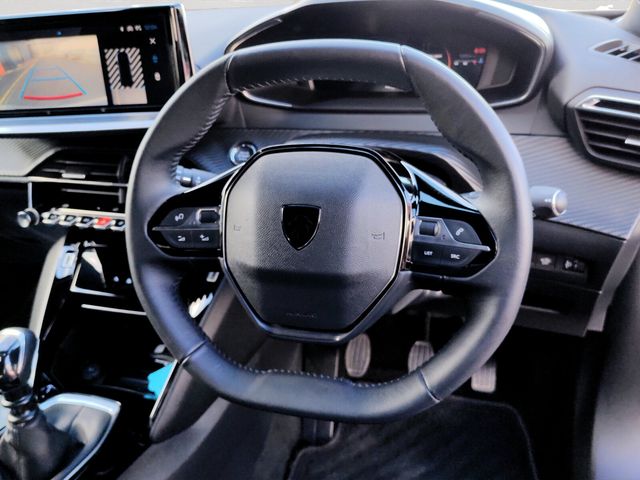 Image for 2025 Peugeot 2008 1.2 Puretech 100bhp Allure