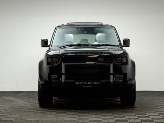 Image for 2025 Land Rover Defender HSE X-DYNAMIC 2.0 PHEV